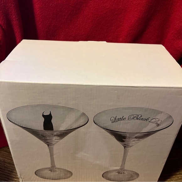 VTG CLASSY LONG STEM MARTINI / COCKTAIL GLASSES (2)  " LITTLE BLACK DRESS" BOXED - Picture 3 of 4